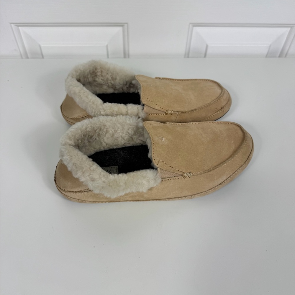 Olukai Ku’Una Tan Leather Shearling Style Slippers / Moccasins Women‎ Size 8 EUC